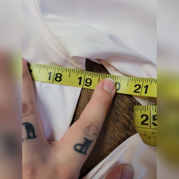 Banana Republic tailored fit button down shirt - Picture 5 of 9